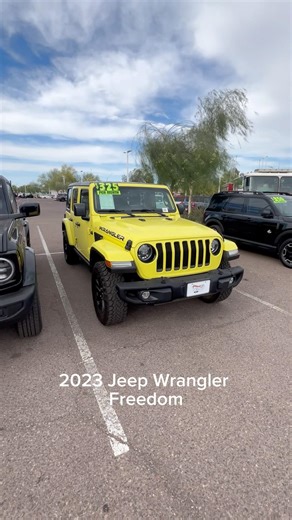 🇺🇸 2023 Jeep Wrangler Freedom Edition Review