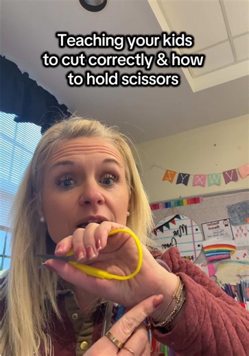 Learning to cut will be much easier with these loop scissors #scissors #kidsscissors #learningtocut #ot #occupationaltherapy