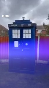 This father and son built a life-size Tardis in their back garden over lockdown 👏 | BBC Yorkshire