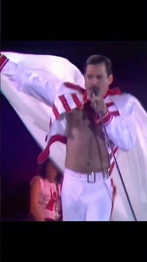 Queen - We Will Rock You 2 (Live at Wembley 1986)