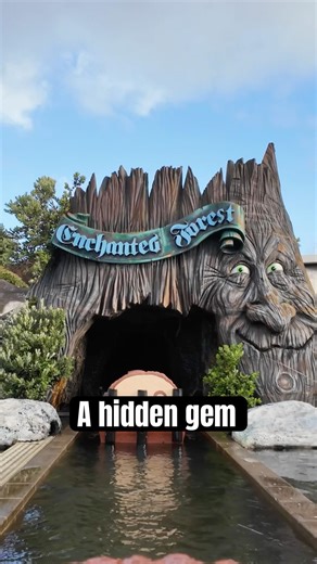 AMAZING Log Flume Ride at Rainbows End in New Zealand #shorts #highlights #themepark #rides #fun