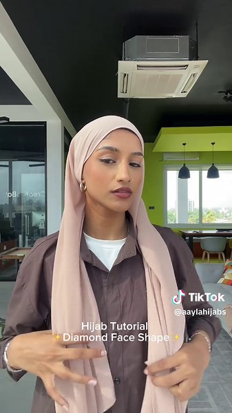 Super Easy Hijab Tutorial: Trending Styles for Diamond Face | Aayla Hijabs