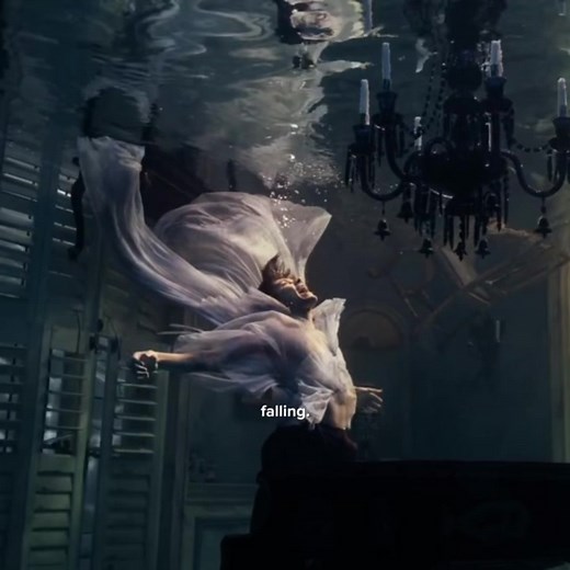 falling. #falling #harrystyles #harry @HSHQ