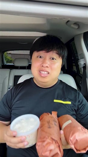 Thanh Dang on Instagram: "Trying Snows BBQ in Texas for a Food Review! How does it taste? #barbecue #fastfood #foodreview #mukbang #foodcritic"