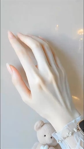 Best Hands and Feet Cream for Glowing Skin