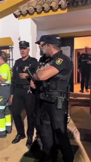 Os vídeos de Edit de Nicole y Gabriel (@nicolewallace21) com Te Odio, Te Amo - De A Través de Mi Ventana - Albany