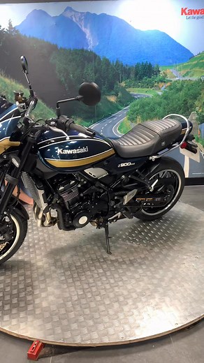 11K views · 129 reactions | When you don’t have an automatic turntable 洛 #kawasaki | Preston Motorcycle and Scooter Centre | Facebook