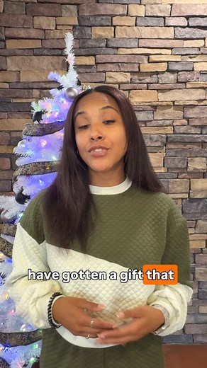 🎁 The holiday season is full of joy… and sometimes, returns and exchanges. Whether you received a gift that wasn’t quite the right fit or you’re helping someone else make a return, a little preparation can make the process much smoother. Here are a few reminders from BBB as you navigate holiday returns: • Review the store’s return policy and timeline — holiday rules often differ from the rest of the year. • Keep your receipt or gift receipt handy, as many retailers require it for refunds or exc