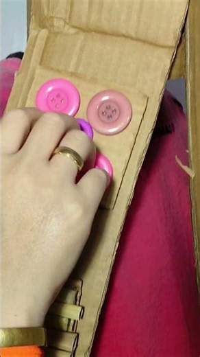A light tap on the button produced a tingling sound. #keeasmr #asmr #relax