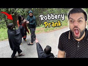 Scary Robbery Prank 😱 | Chor Sab Kuch Loot Ker Bhag Gaye 😭