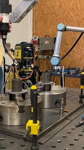 30K views · 313 reactions | CTRL+C, CTRL+V = user-friendly welding 料 With the SmoothTool from Smooth Robotics, you can easily copy your welding program and paste it into multiple other positions. #robotics #automation #welding | Universal Robots | Facebook