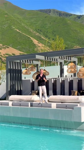 The solution to your sloped backyard! 🙌🏼👀 #backyarddesign #landscapedesign #outdoorliving ￼