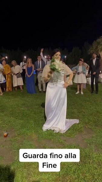 Stunning Wedding Photography: Bridal Inspiration and Love Story