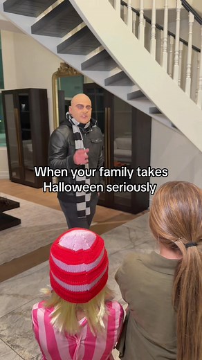 Despicable Me Family Costumes for Halloween Fun