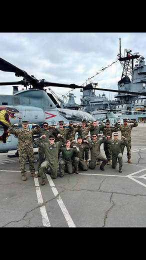 Great Guns! @hmla_369_gunfighters @battleshipiowa #LAFleetWeek #Huey #SunsOutGunsOut | David Alan Arnold