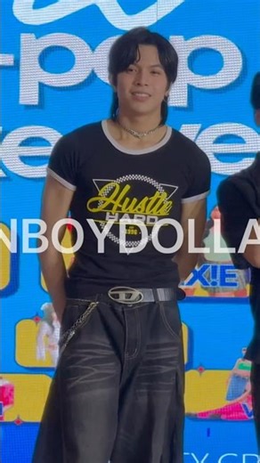 Mathew of WRIVE Fancam - 260131 P-POP TAKEOVER, SM City Grand Central - Fan Boy Doll Arch