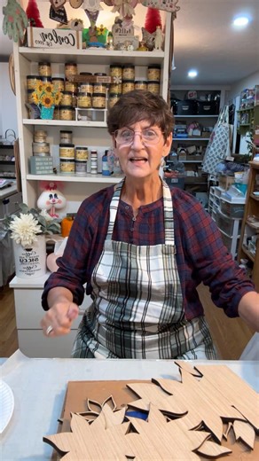 October 29th - Poinsettia Decor from Brown Eyed Girls Crafting | Hand Made With Love by Loretta