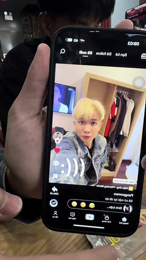 Lên mạng là ảo