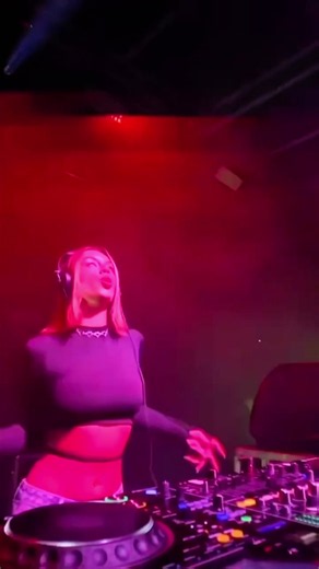 🎧Track ID: Spotify playlists (link in bio) Watch to the end 🥰 Comment your favourite music 🎵 Don't forget to Follow us up✔️ #techno #musica #dj #ElectronicMusic #Spotify