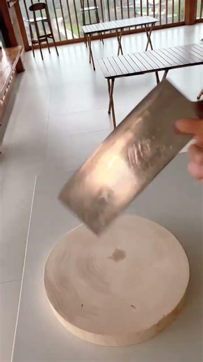 Master Knife Turning Skills in Yongchun Style