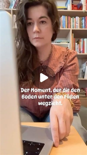 Johanna Pinkepank | Der Moment, der mir den Boden unter den Füßen wegzieht. Das Ergebnis der Betriebsprüfung ist da und meine Hände sind schweißnass und... | Instagram