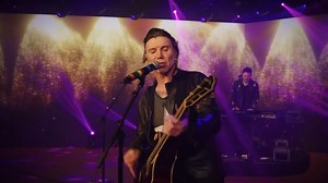 10K views · 469 reactions | «Iris» canción de la banda estadounidense Goo Goo Dolls. compuesta para la banda sonora de la película de City of Angels (1998), posteriormente incluida en el sexto álbum de la banda Dizzy up the girl, publicado el mismo año. | Videos Musicales Solo En Hd | Facebook