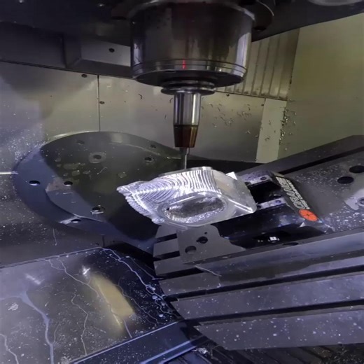 🔥 5-Axis machining on a Haas UMC!