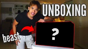 428K views · 10K reactions | THE BEST GAMING LAPTOP?? More info on the ROG Strix SCAR 17 and other ROG laptops: bit.ly/ROGPHx2021 ASUS Republic of Gamers #ROG #Strix #SCAR17 #ForThoseWhoDare | Razzie Binx | Facebook