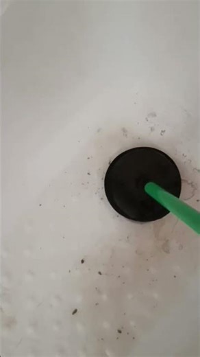 How to remove dirt from your bath#global