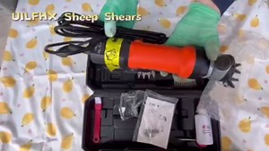 Sheep Shears Electric 850W Professional Heavy Duty Shearing Clipper with 6 Speed, for Shaving Fur Wool in Sheep, Goat, Cattle, and Other Farm Livestock Pet, with Carrying Case and Spare Blade