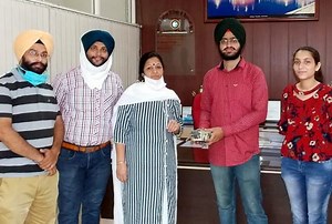 छात्रों ने बनाया कमाल का डिवाइस, शराब पीकर बैठे तो गाड़ी कर देगा बंद