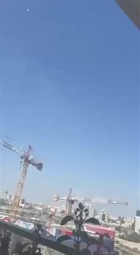 🇮🇷🇮🇱 Un missile balistique iranien frappe Be'er Sheva, en Israël. #Geopolitique2026 #urgent #analysinter #actufrancophone #missile