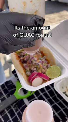 PERRO 🔥👌🏼 #taco #mexican #somexican #mexicanfood #cudahy #LA