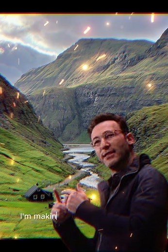 “Simon Sinek’s Top Interview Question | A Bit of Optimism #Podcast”