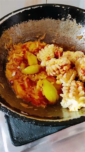 চিংড়ির মাথা ভুনা #kikhacchi #shrimpcurry #easyrecipe #foodshorts