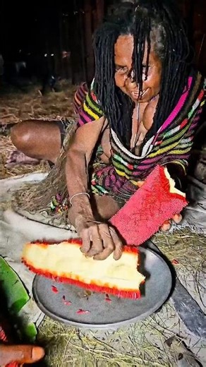 How to Cut and Eat a Jackfruit