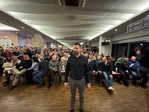Großer Andrang bei Anwalt-Veranstaltung auf Schalke