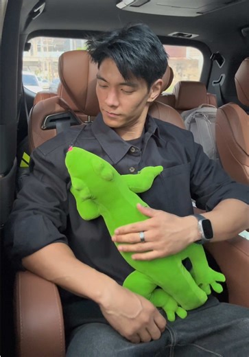 My favourite pairs of jean @แบรนด์ BEARBEARY 👖 🙋🏻‍♂️กางเกงยีนตัวโปรดของผม 💁🏻‍♂️Move Men 👉🏼กางเกงยีนส์ที่ใส่สบาย 👉🏼ทำได้ทุกกิจกรรมที่แอคทีฟ 👉🏼ใส่เมืองร้อน ไม่ร้อน 👉🏼ใส่เมืองหนาวไม่หนาว 👉🏼สามารถมาดูได้ที่หน้าร้านทุกสาขาทั่วประเทศ 🙋🏻‍♂️ท่านไหนลองแล้วบ้างครับ? ##Bearbearyผู้สวมใส่เท่านั้นที่จะรู้