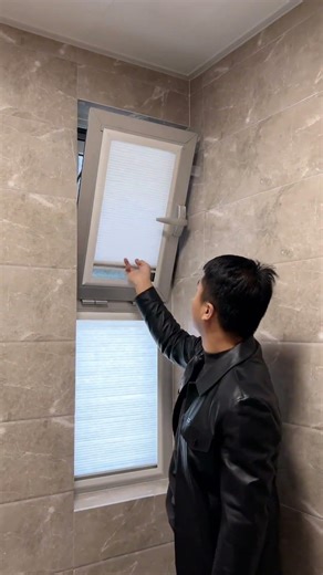 Cellular blinds, specially designed for inward opening casement windows.Good insulation, soundproof