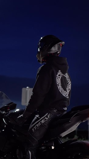 Yamaha R1: The Ultimate Supersport Motorcycle Experience