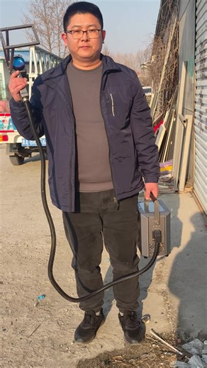 Handheld laser marking machine #foryou #handheldlasermarkingmachine #lasermarkingmachine #lasermarking #laserengraving