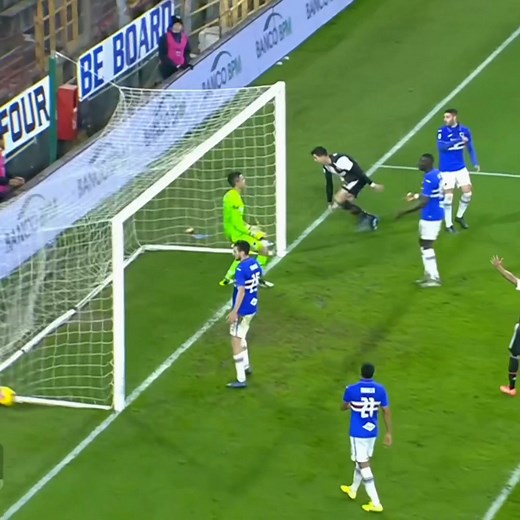 39K views · 3.3K reactions | Cristiano Ronaldo goal and the opponents manager reaction 略 | Sa Man | Facebook