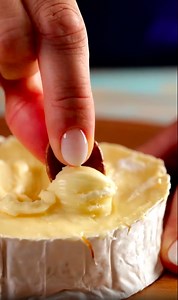 199K views · 196 reactions | A Pro's Guide to Expert Cheese Cutting | 5-Minute Recycle | Facebook