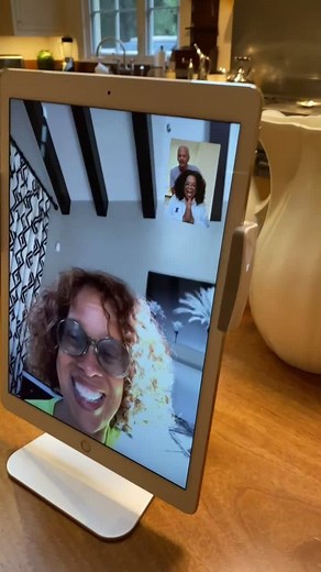 This is the first time in a looooooong we haven’t celebrated Gayle King birthday together (with all yellow everything). But until it’s safe again, FaceTime sing-a-longs will do! Happy birthday to my bestie since 22 🥳🥳🥳 | Oprah Winfrey