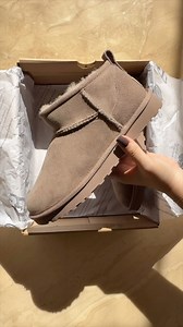 103K views · 315 reactions | Subtle foreshadowing of your future fall closet. ✨ #UGG #FeelsLikeUGG #FallFashion #Hickory | UGG | Facebook