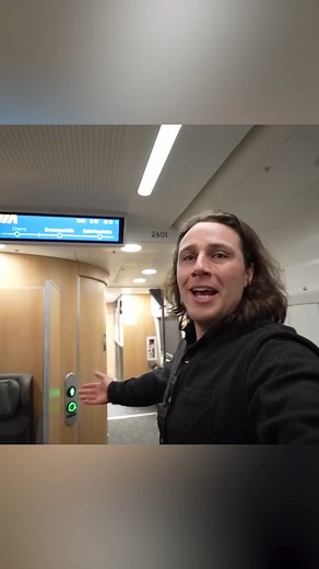 THE BEST TRAIN Bathroom EVER | DownieLive