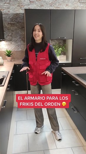 El placer visual que nos produce ver este armario tan ordenado es indescriptible 😍 🤤 En Conforama puedes personalizar los armarios de tu nueva cocina como más te gusten, para que todo quede ordenado como tú quieras y consigas la cocina de tus sueños 💭 #Conforama #ConforamaEspaña #Orden #OrdenYLimpieza #OrdenEnCasa #CocinaOrdenada #ArmarioOrdenado #CocinaDeDiseño #CocinaPerfecta #TipsDelHogar #ConfoKitchen