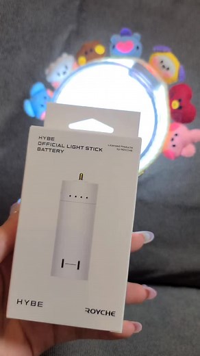BTS OFFICIAL LIGHT STICK Battery🔋アミボム充電式バッテリー🔌めっちゃ便利なのでおすすめ🤍typeCで充電出来るよ～#bts #battery k #バンタン #アミボム #アミボムバッテリー #充電式バッテリー #unboxing #購入品 #おすすめ #おすすめにのりたい #army #Battery #asmr