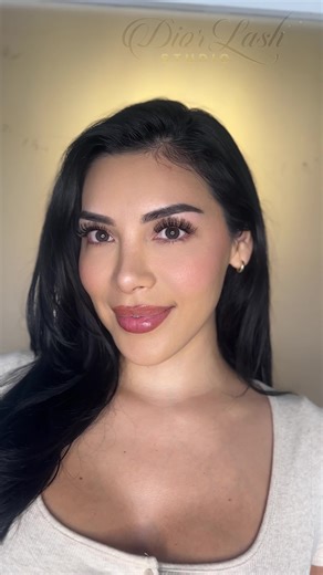 Meet Me at the Lash Studio for Natural Wispy Lashes