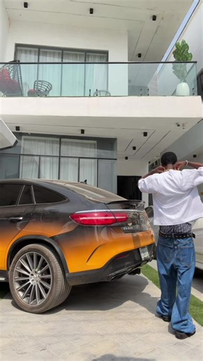 Big Flex Discusses New Car and Store Opening